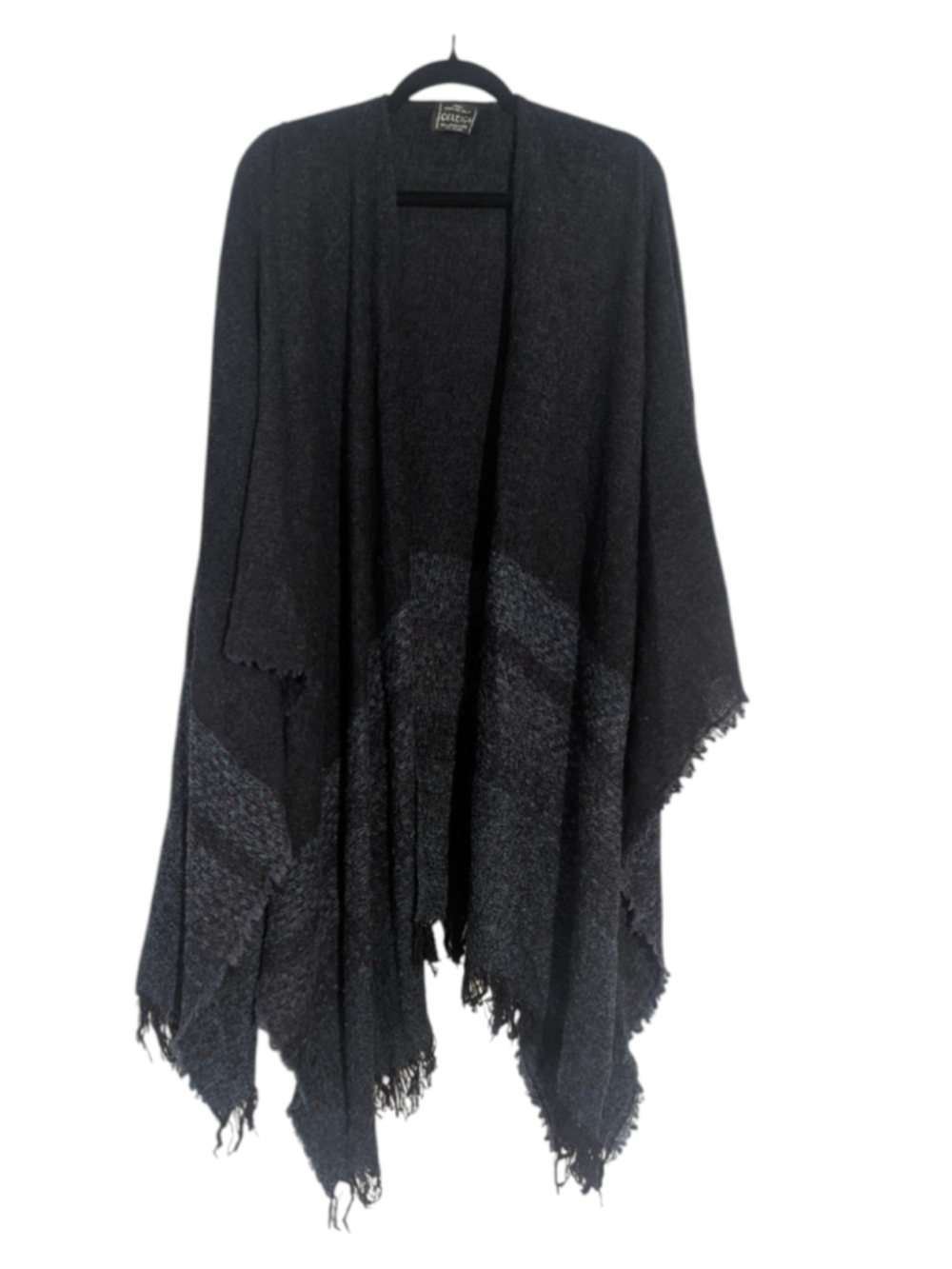 Kerry Woolen Mills Celtic Ruana Wrap - Picture 4 of 10